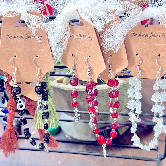 Stunning Dainty Clear Crystals Silver Micro-Beading Bracelet & CZ Silver Charm - Picture 6 of 14